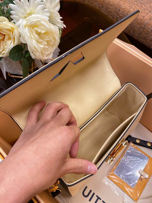 Louis Vuitton Crafty Twist MM White Black Epi Leather - LB112