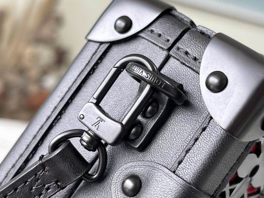 Louis Vuitton Petite Malle Black Red Patent calfskin - LB099