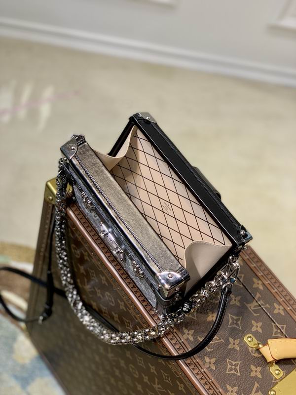 Louis Vuitton Petite Malle Gray Denim textile jacquard - LB101