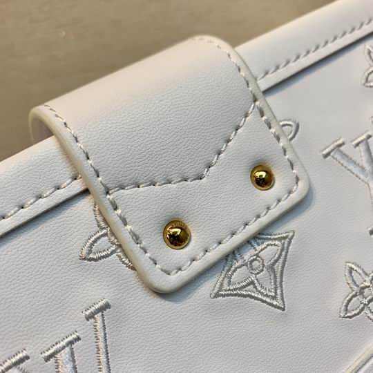Louis Vuitton Petite Malle White Monogram Calfskin leather - LB100