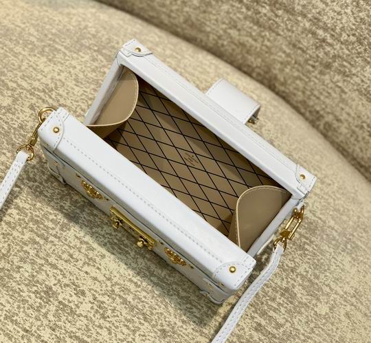 Louis Vuitton Petite Malle White Monogram Calfskin leather - LB100