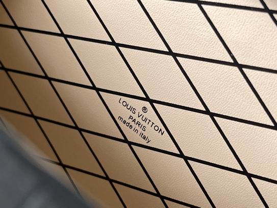 Petite Malle Black Brilliant Alligator leather - LB105