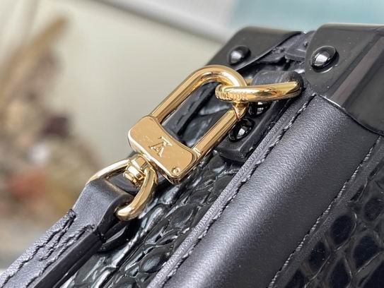 Petite Malle Black Brilliant Alligator leather - LB105