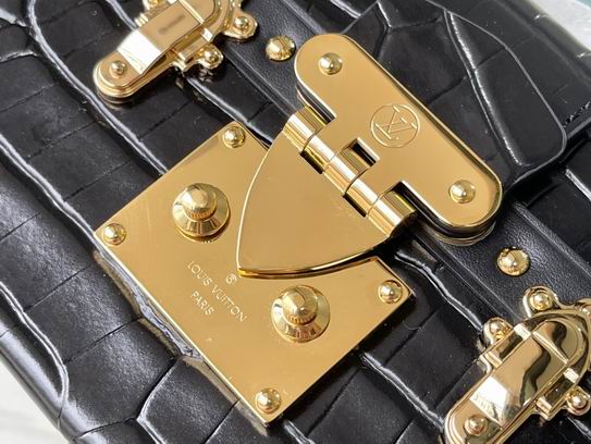 Petite Malle Black Brilliant Alligator leather - LB105