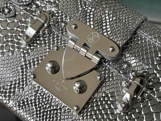 Petite Malle Silver Metallise Froisse Brilliant Alligator leather - LB102