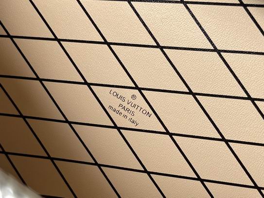 Petite Malle Silver Metallise Froisse Brilliant Alligator leather - LB102