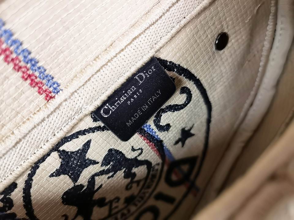 Saddle Bag Beige Jute Canvas Embroidered with Dior Union Motif - DB081