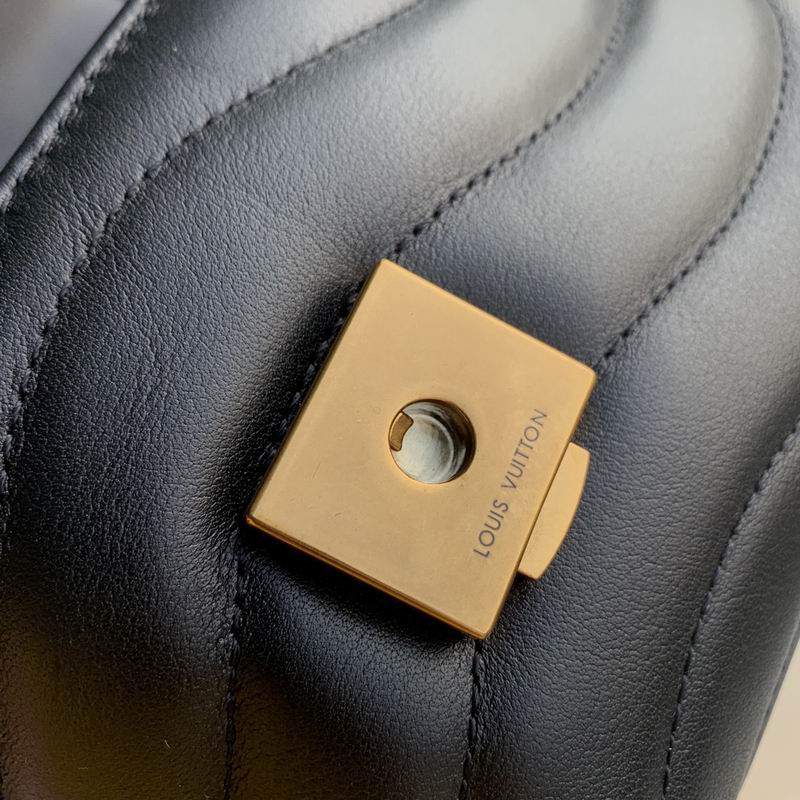 Hold Me Top-handle Bag Black - LB132