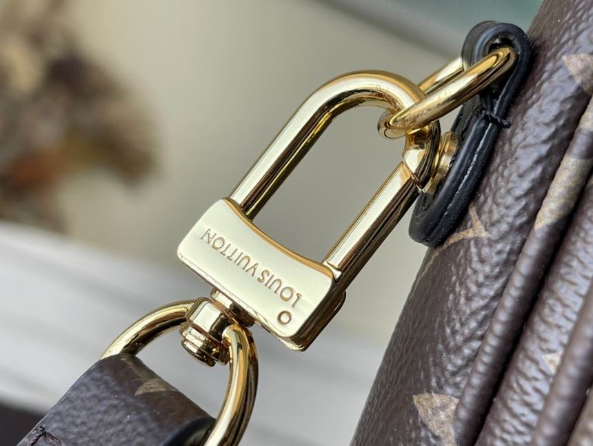 Louis Vuitton X Fornasetti Cameo Metis Pochette Monogram Brown - LB139