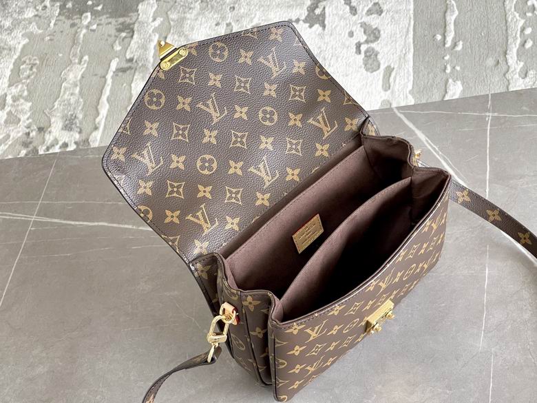 Metis Pochette Monogram Canvas - LB134