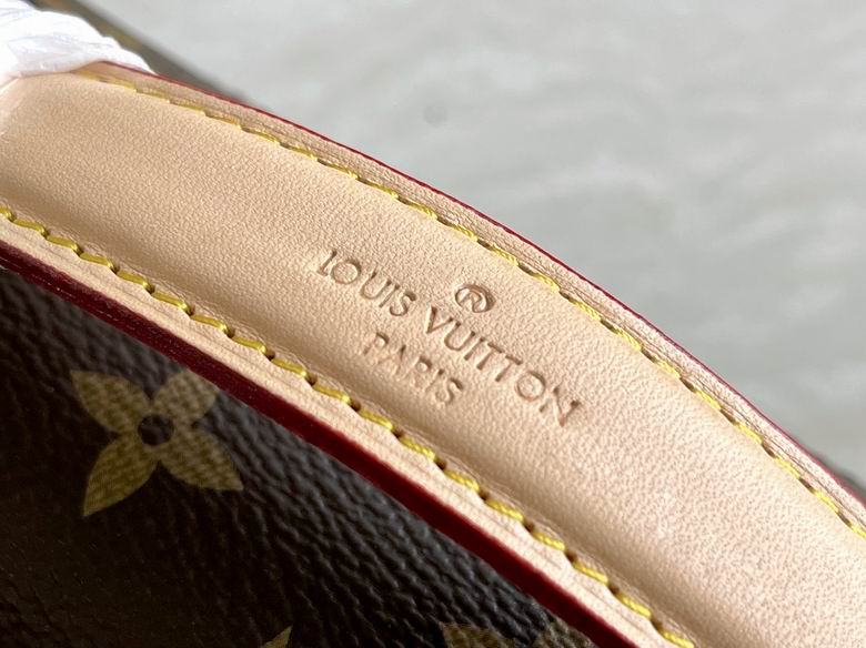 Metis Pochette Monogram Canvas - LB134