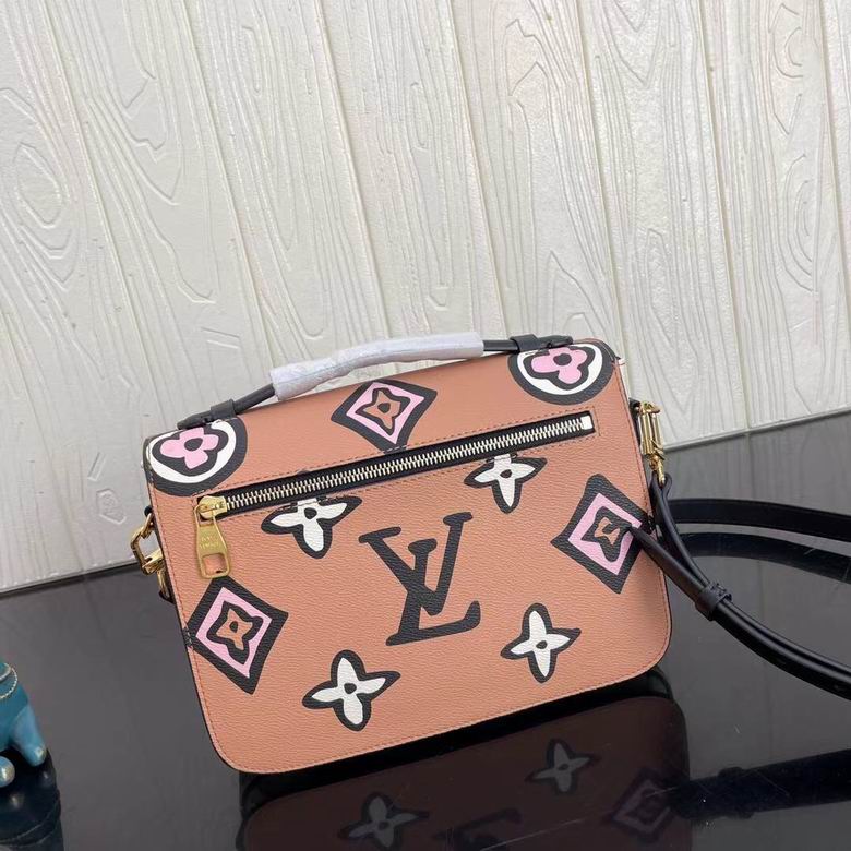 Metis Pochette Monogram Giant Wild At Heart - LB137