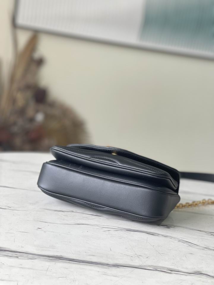 New Wave PM Chain Bag Black - LB123