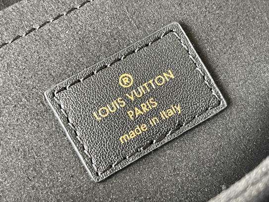 New Wave PM Chain Bag Black - LB123