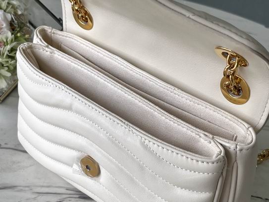 New Wave PM Chain Bag Snow White - LB121