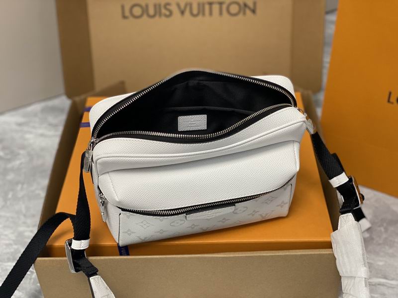 Outdoor Messenger Bag White - LB141