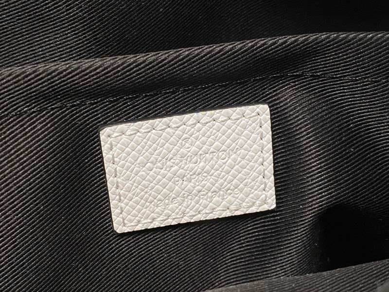 Outdoor Messenger Bag White - LB141