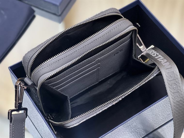 Pouch With Strap Ruthenium-Colored Dior Oblique Jacquard - DB100