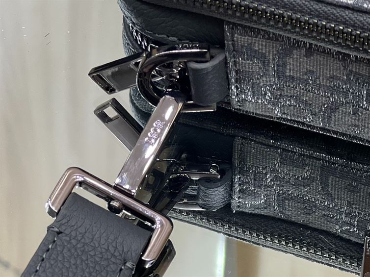 Pouch With Strap Ruthenium-Colored Dior Oblique Jacquard - DB100
