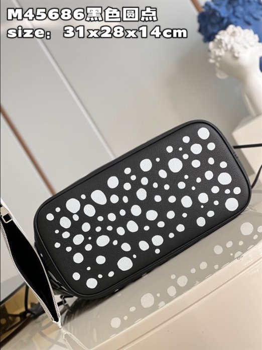 LV x YK Neverfull MM Tote Bag - LB155