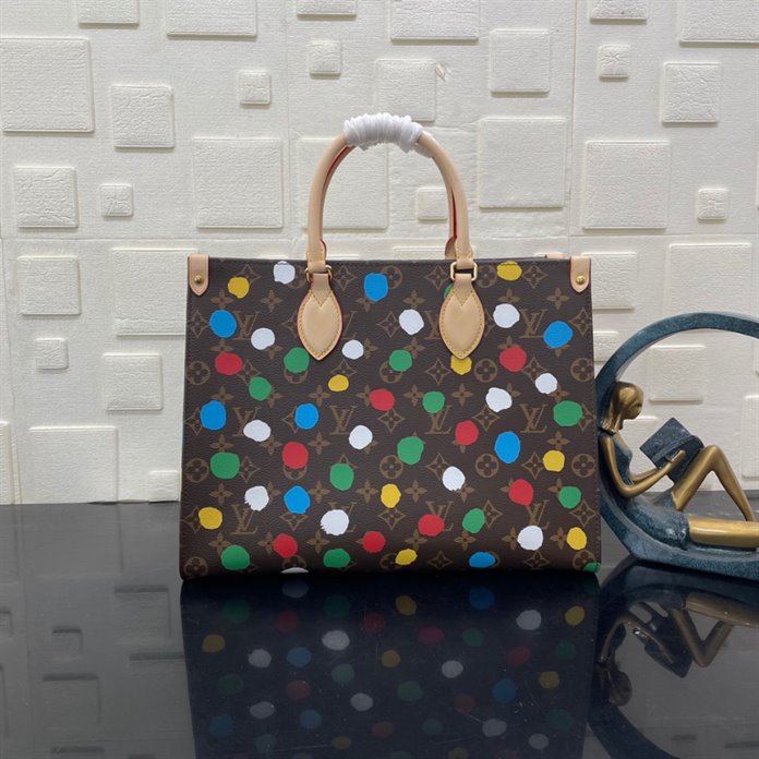 LV x YK OnTheGo MM​​ Tote Bag - LB160