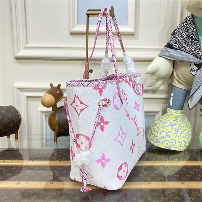 Louis Vuitton Neverfull MM Tote Bag - LB177