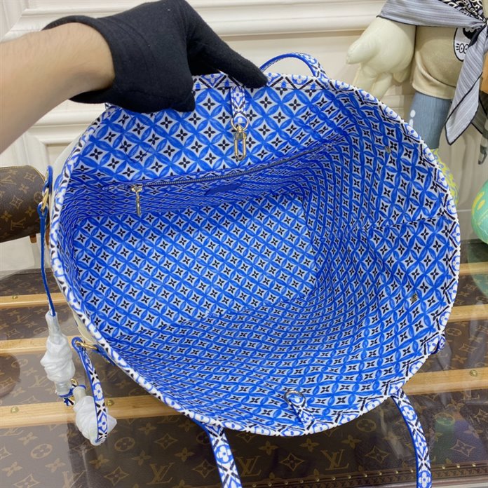 Louis Vuitton Neverfull MM Tote Bag - LB178