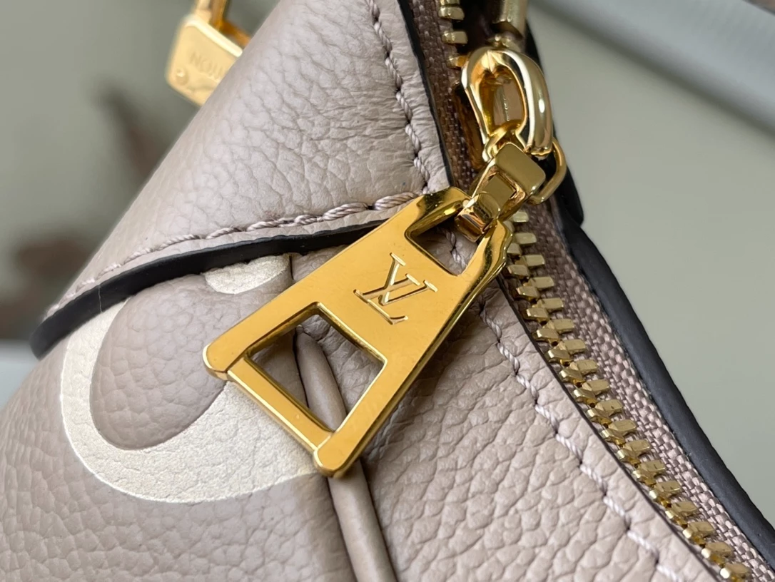 Bagatelle Bicolor Monogram Empreinte Leather - LB310