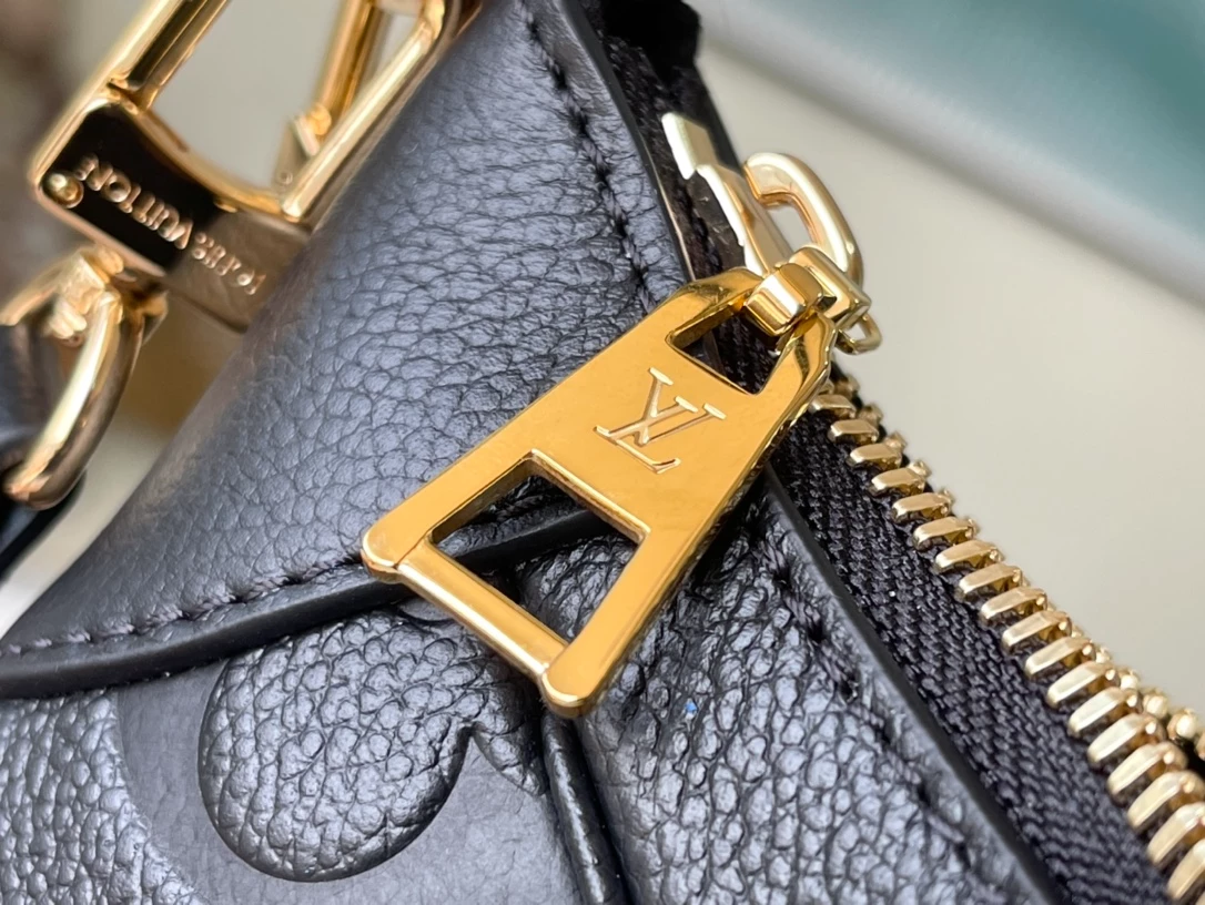 Bagatelle Monogram Empreinte Leather Bag - LB309