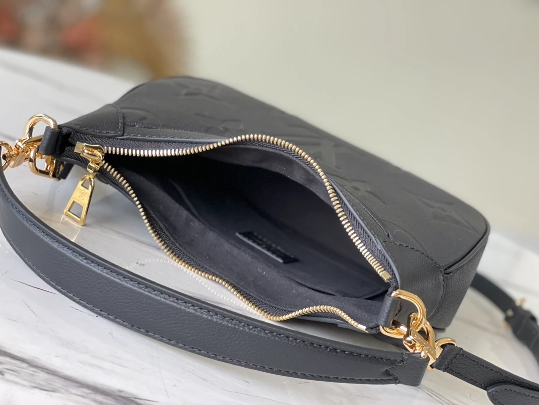 Bagatelle Monogram Empreinte Leather Bag - LB309