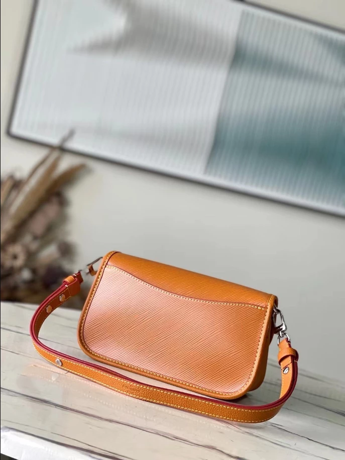 Buci Epi Leather Bag - LB274