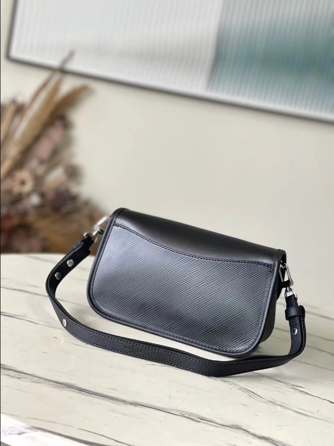 Buci Epi Leather Bag - LB276