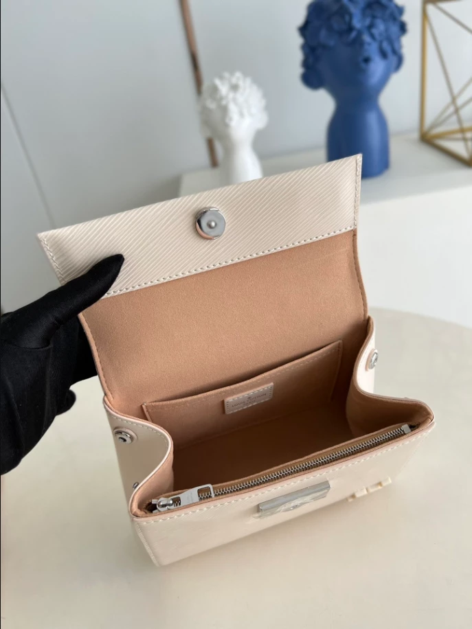 Cluny Mini Epi Leather Bag - LB284