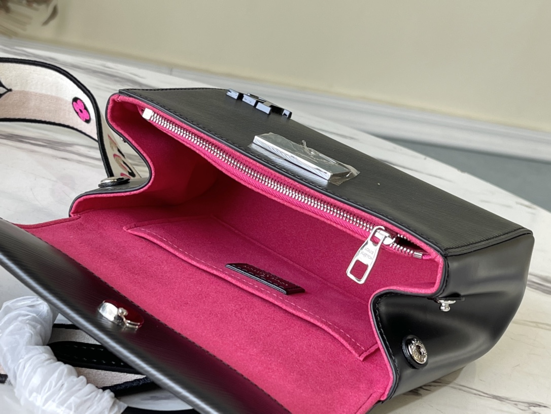 Cluny Mini Epi Leather Bag - LB285