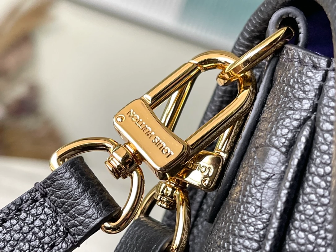 Diane Monogram Empreinte Leather Bag - LB303