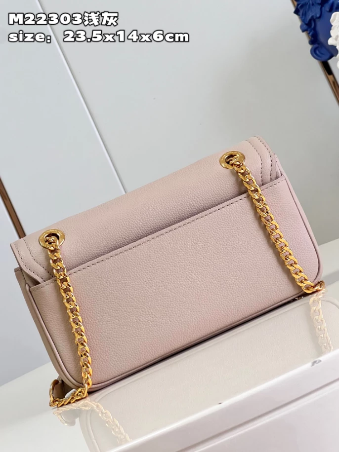 LockMe Chain Bag East West - LB244