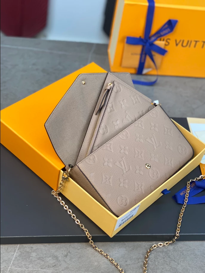 Pochette Félicie Monogram Empreinte Leather - LB249