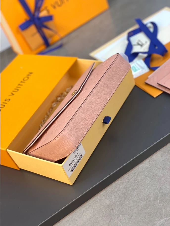 Pochette Félicie Monogram Empreinte Leather - LB250