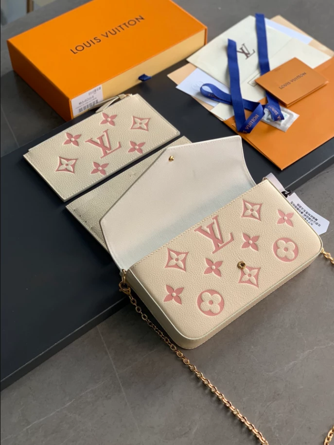 Pochette Félicie Monogram Empreinte Leather - LB256