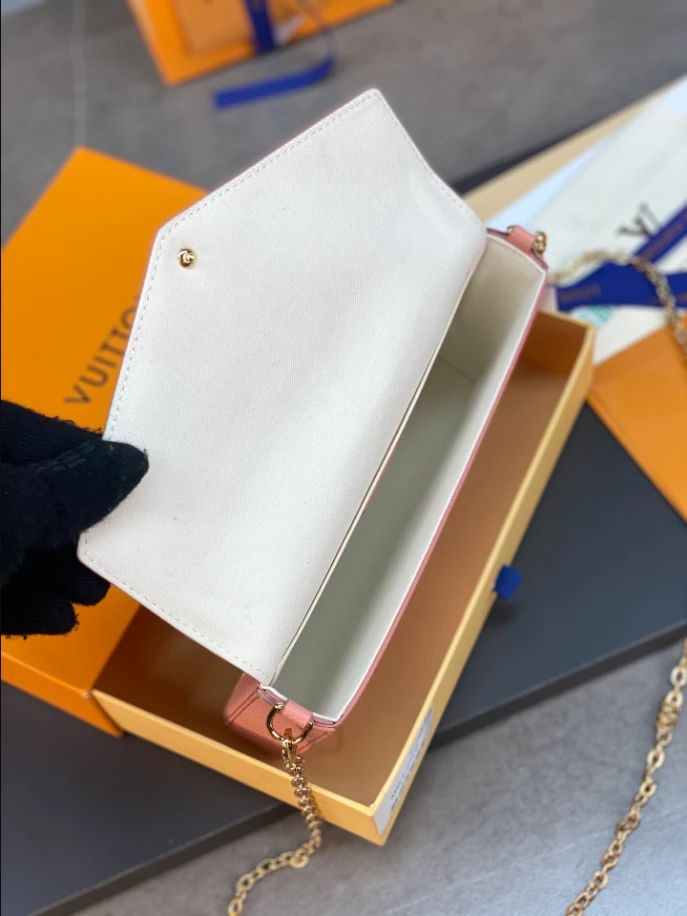 Pochette Félicie Monogram Empreinte Leather - LB257