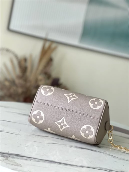 Speedy Bandoulière 20 Monogram Empreinte Leather - LB213