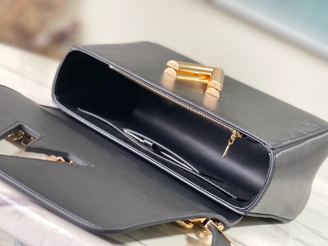 Twist MM Epi Leather Bags - LB238