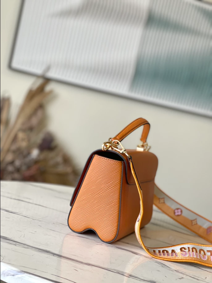 Twist MM handbag - LB291