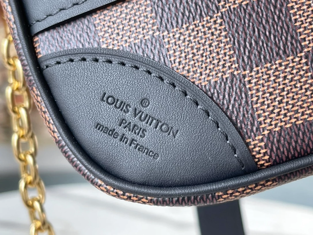 Valisette Souple BB Damier Ebene Canvas - LB230