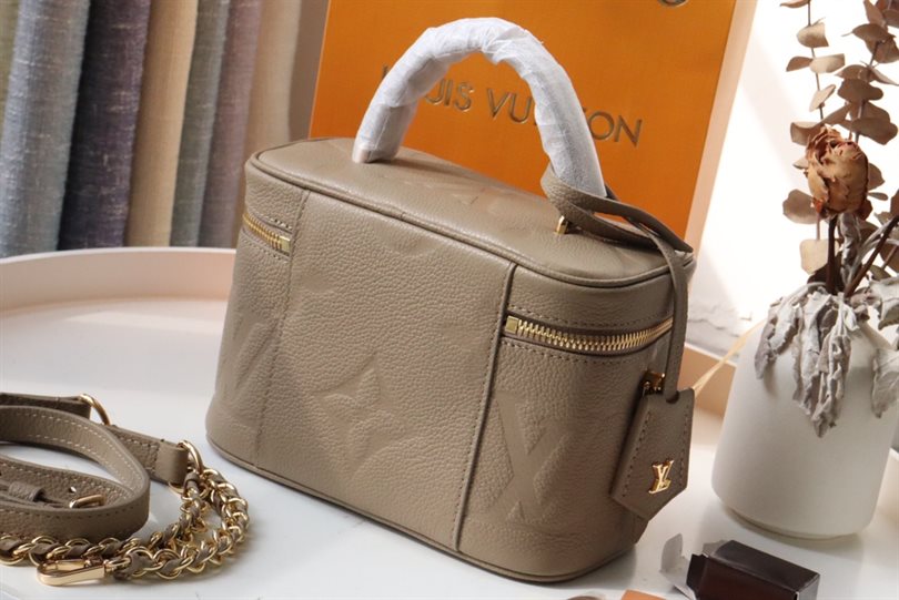 Vanity PM Other Monogram Canvas - LB209