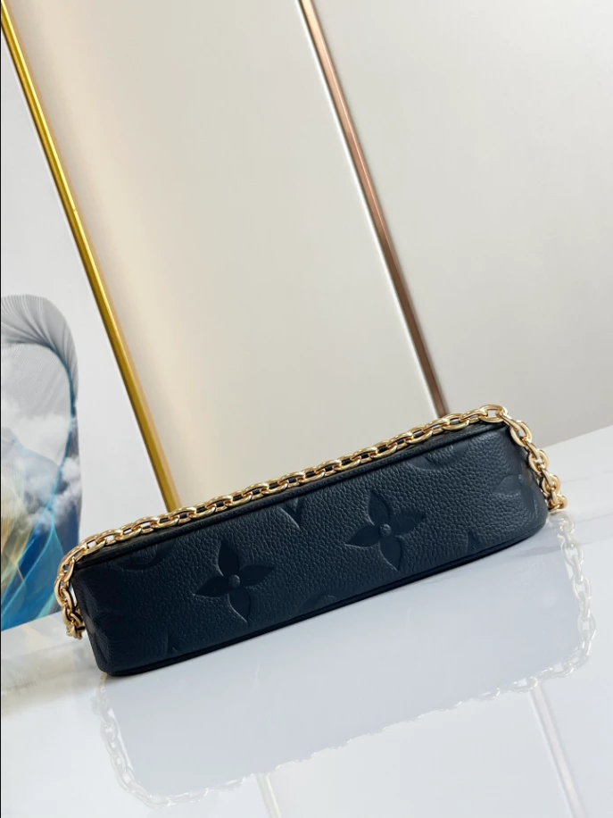 Wallet On Chain Ivy Monogram Empreinte Leather - LB241