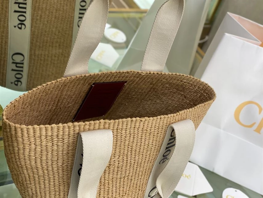 Chloé Large Woody Basket Bag - MB018