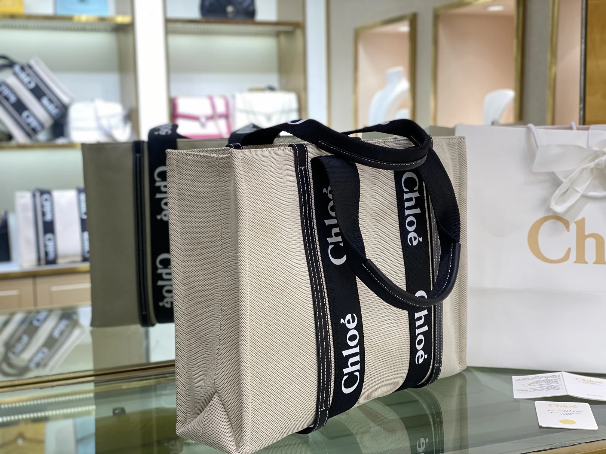 Chloé Large Woody Tote Bag - MB034