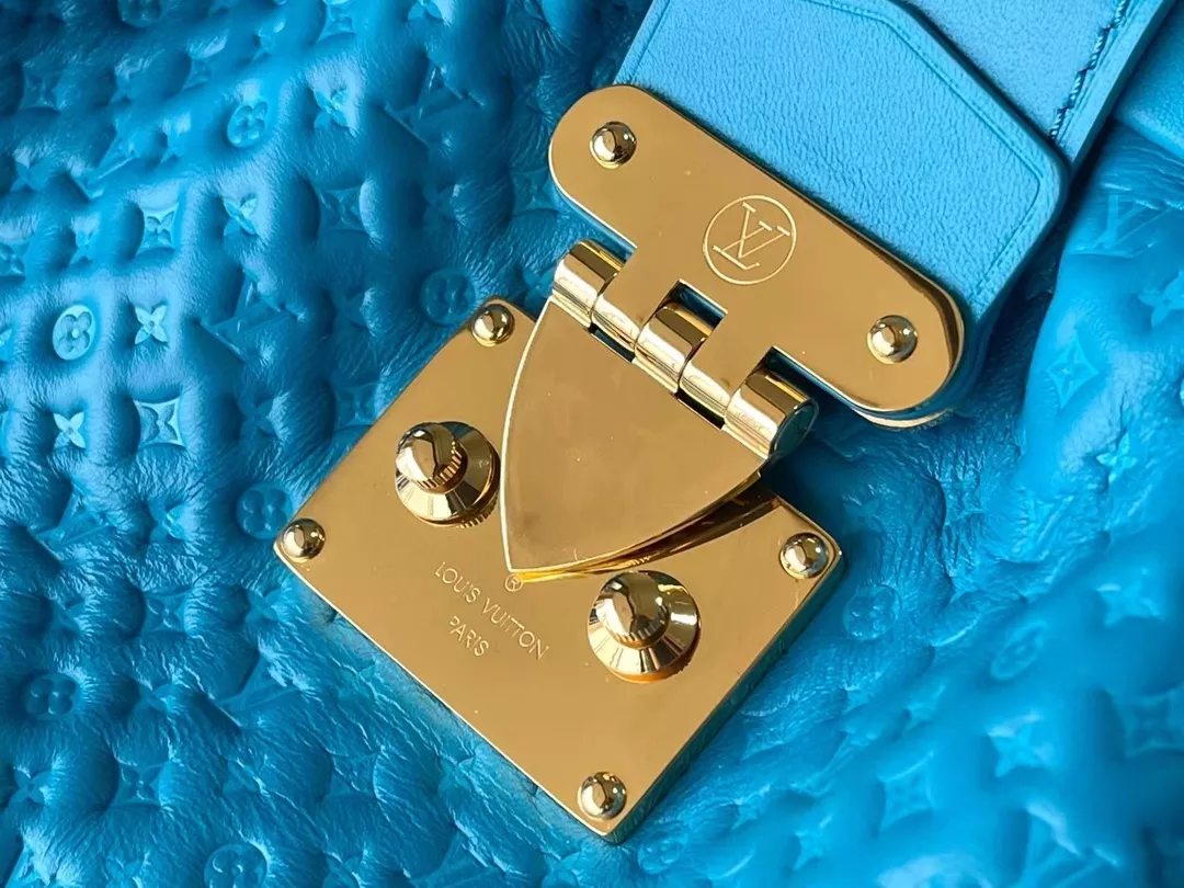 Louis Vuitton Monogram Clutch ‘Blue’