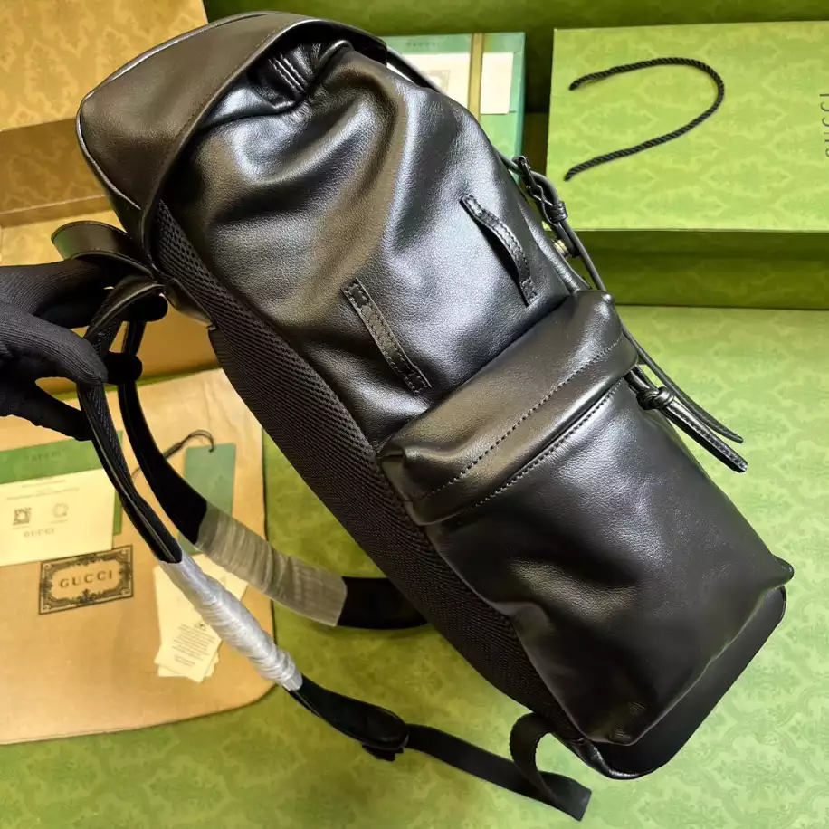 Backpack with Tonal Double G in Black Leather - GB252